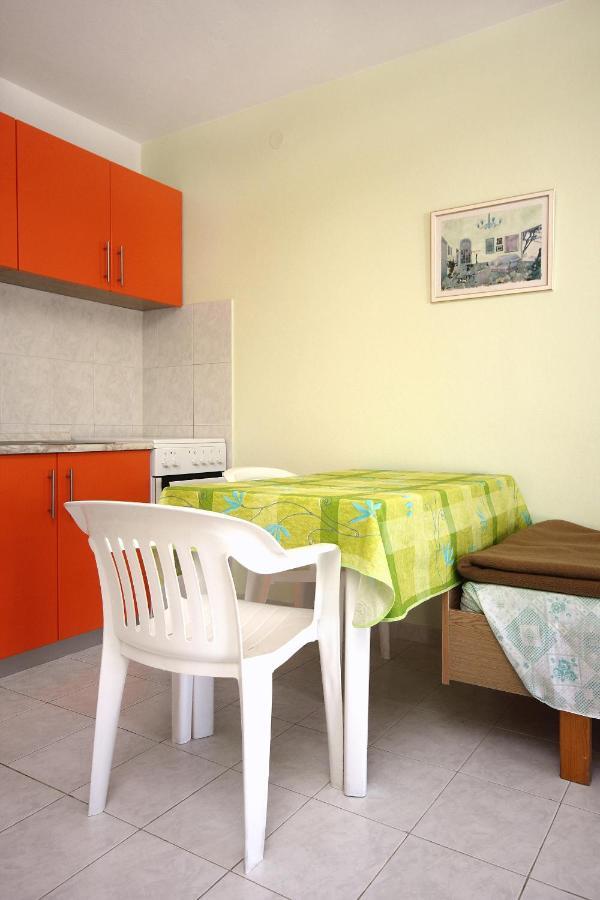 Apartment Tri Zala 174B Zrnovo Luaran gambar
